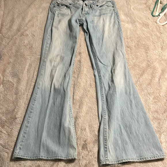 Silver Jeans - Picture 6 of 6